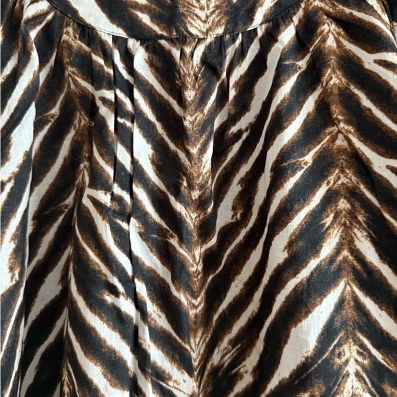 Calvin Klein Brown and White Animal Print Blouse Size Small Puff Sleeves - Picture 4 of 7